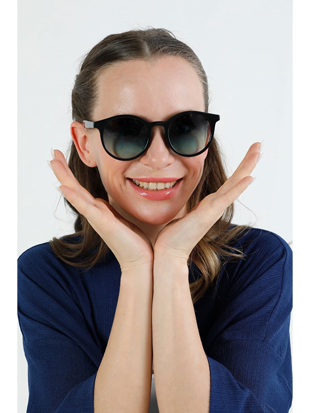 Yeşil Yuvarlak Çerçeveli Güneş Gözlüğü-3