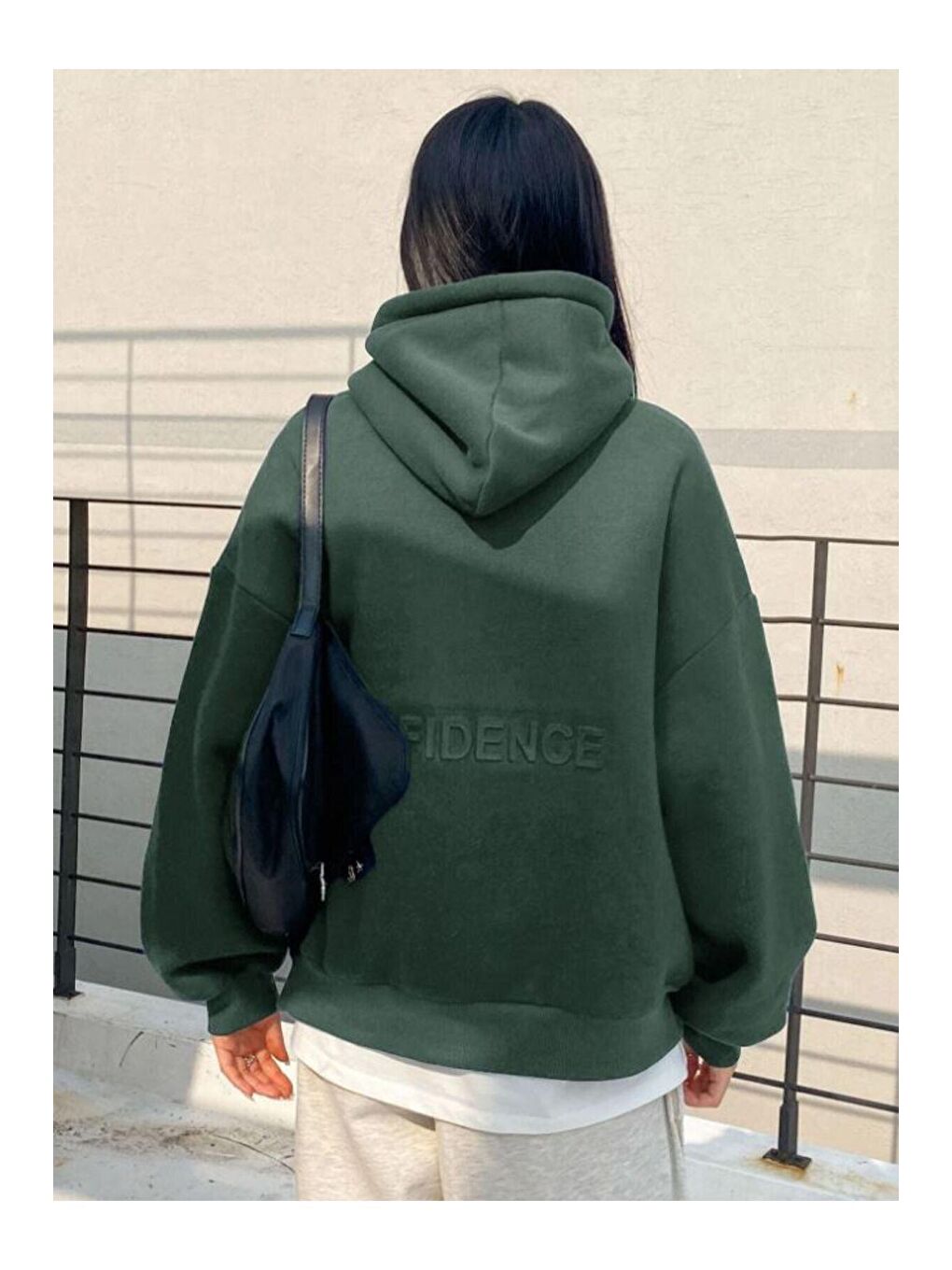 Trendseninle Yeşil Kadın YEŞİL Confidence Baskılı Kapüşonlu Sweatshirt