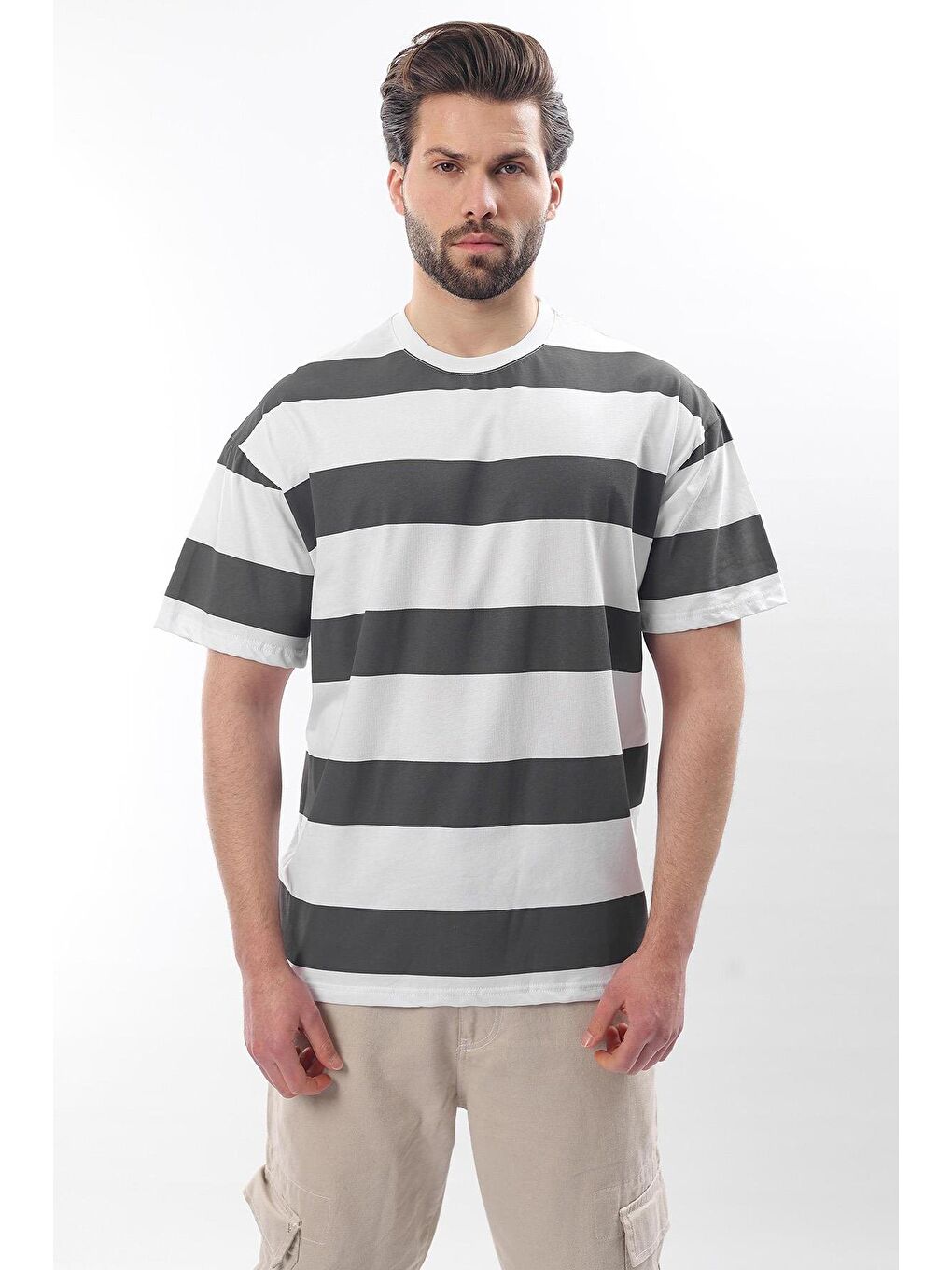 Gri Füme Oversize Renk Bloklu Bisiklet Yaka Kısa Kollu %100 Pamuk Tişört 7030-1