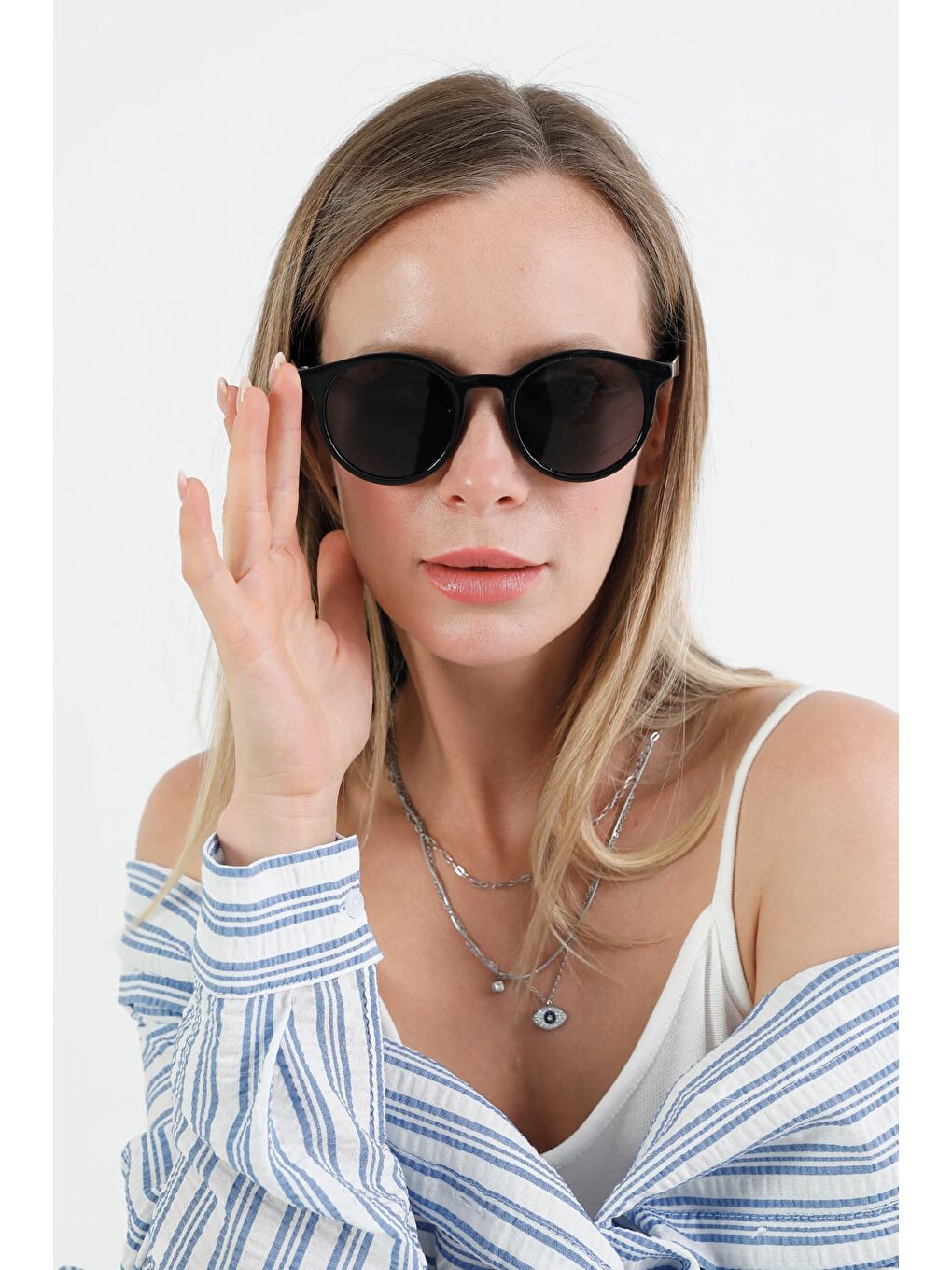 Siyah Yuvarlak Çerçeveli Güneş Gözlüğü-2