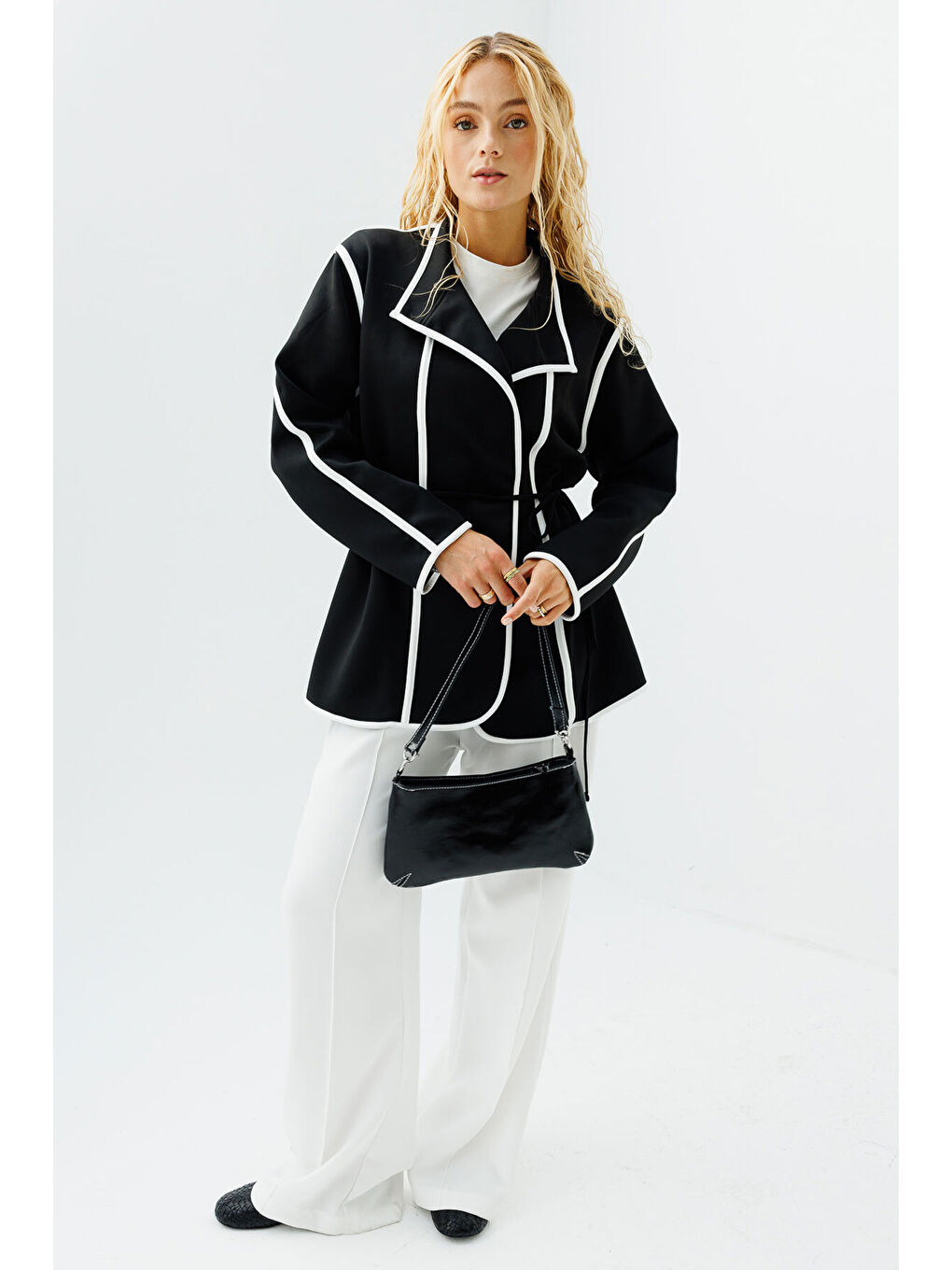 Kontrast Biyeli Scuba Siyah Hırka