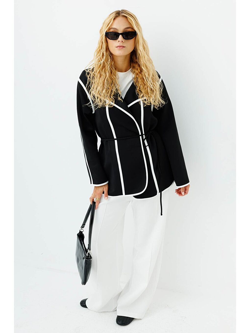 Kontrast Biyeli Scuba Siyah Hırka-2