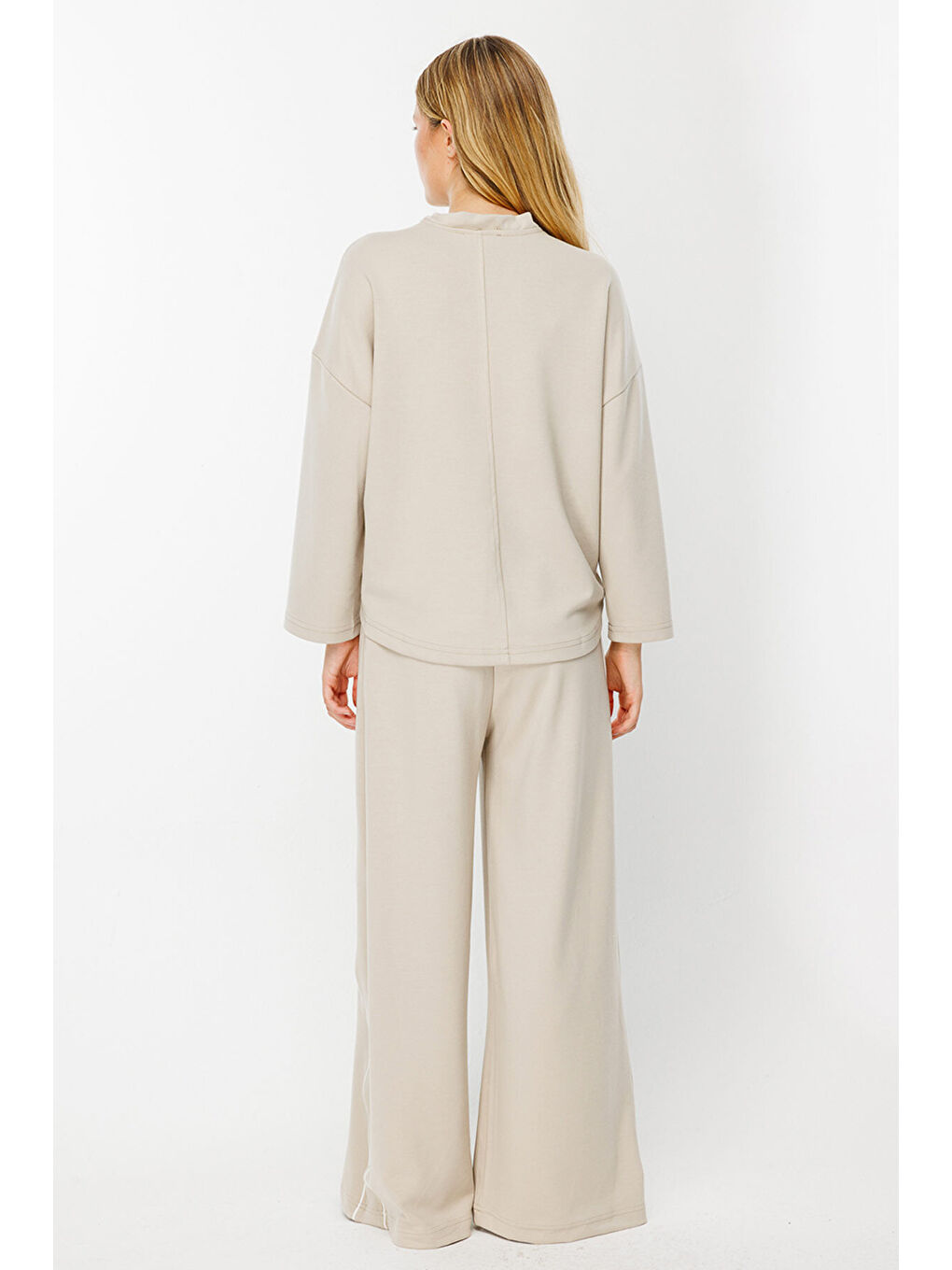 Uzun Kollu Oversize Bej Tshirt-4