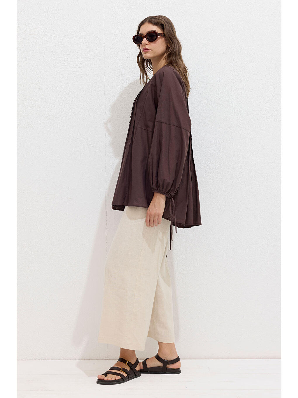 Nervür Detaylı Vual Tunik Kahverengi-5