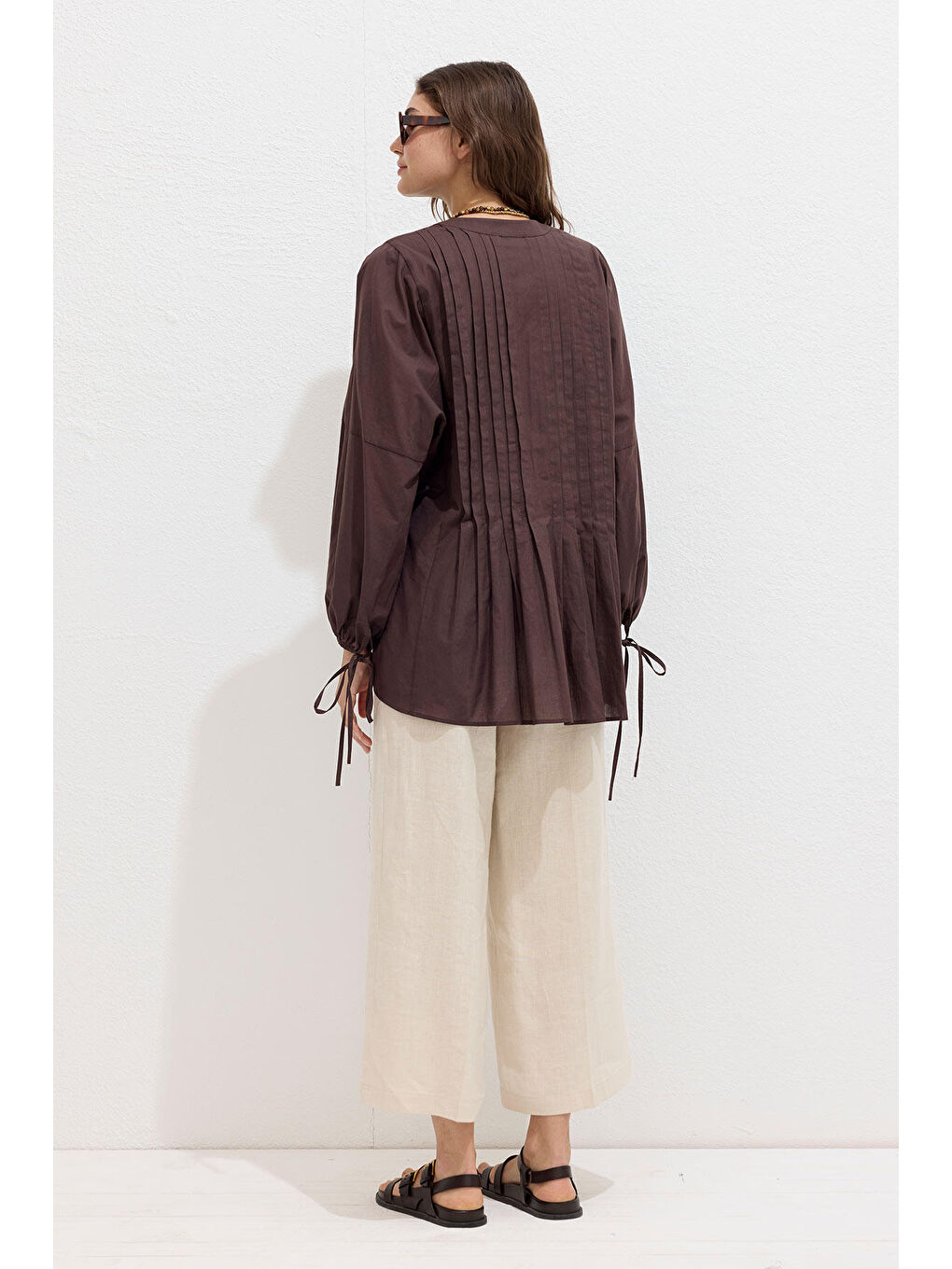 Nervür Detaylı Vual Tunik Kahverengi-7