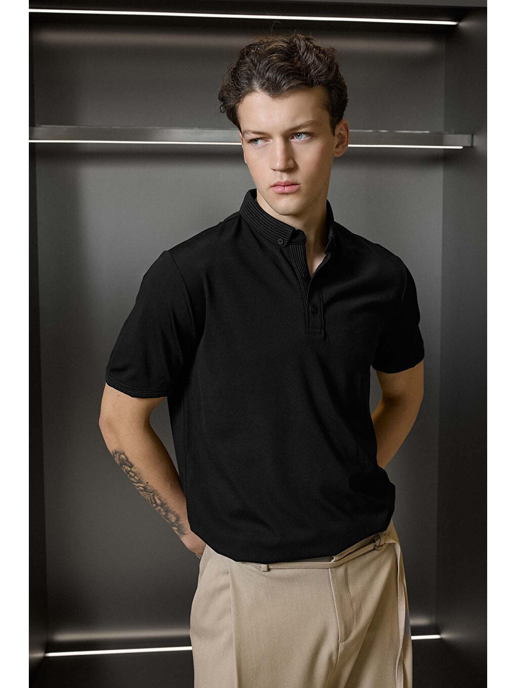 Erkek Slim Fit Düğmeli Triko Yaka Polo Tişört Siyah-2