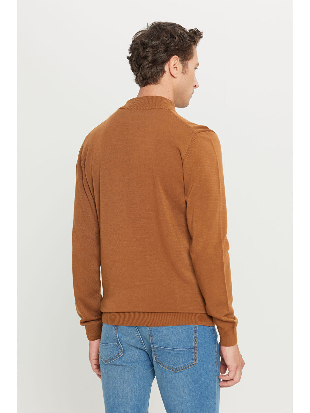 Kahverengi Erkek Tarçın Tüylenme Yapmayan Anti-Pilling Standart Fit Yarım Balıkçı Yaka Triko Kazak-4