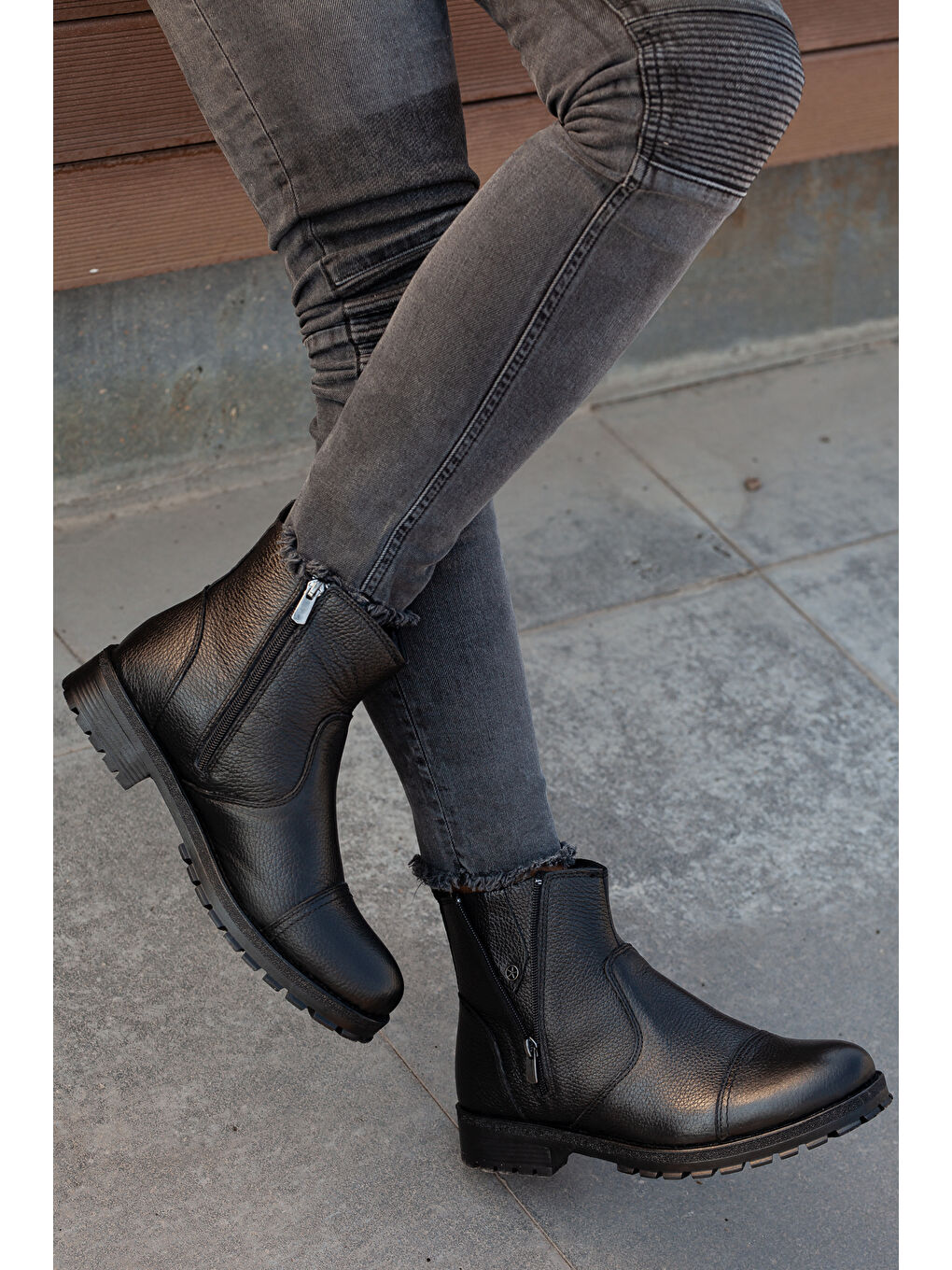 Siyah D0400 %100 Hakiki Deri Erkek Taban Dahil Komple Kürklü Bot-5