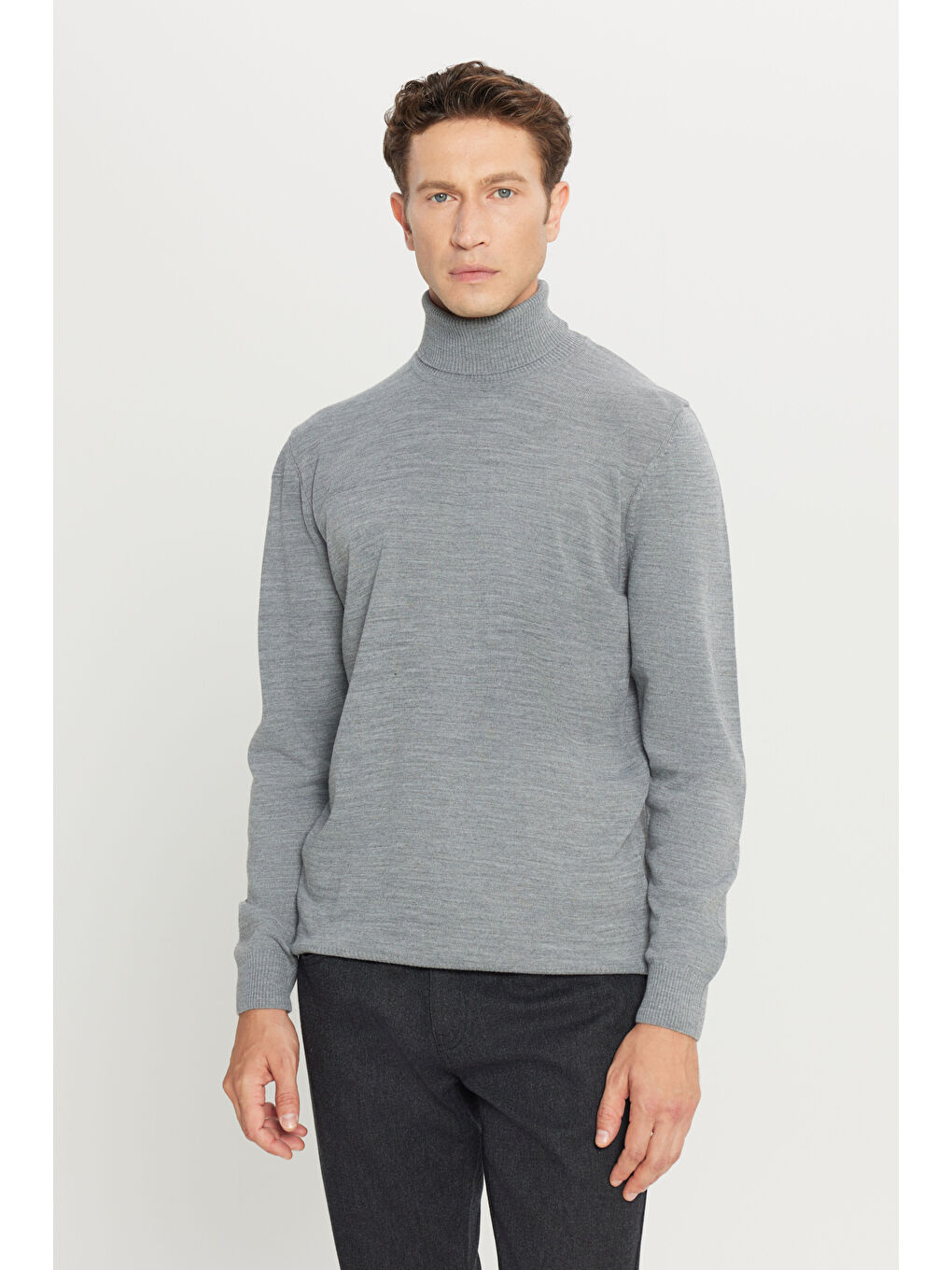 Erkek Gri Melanj Tüylenme Yapmayan Anti Pilling Özellikli Standart Fit Tam Balıkçı Yaka Triko