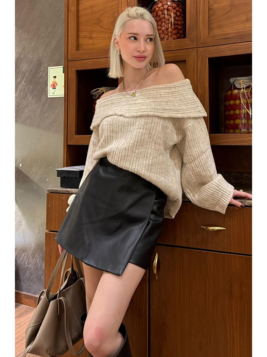 Siyah Deri Mini Şort Etek Mg2550