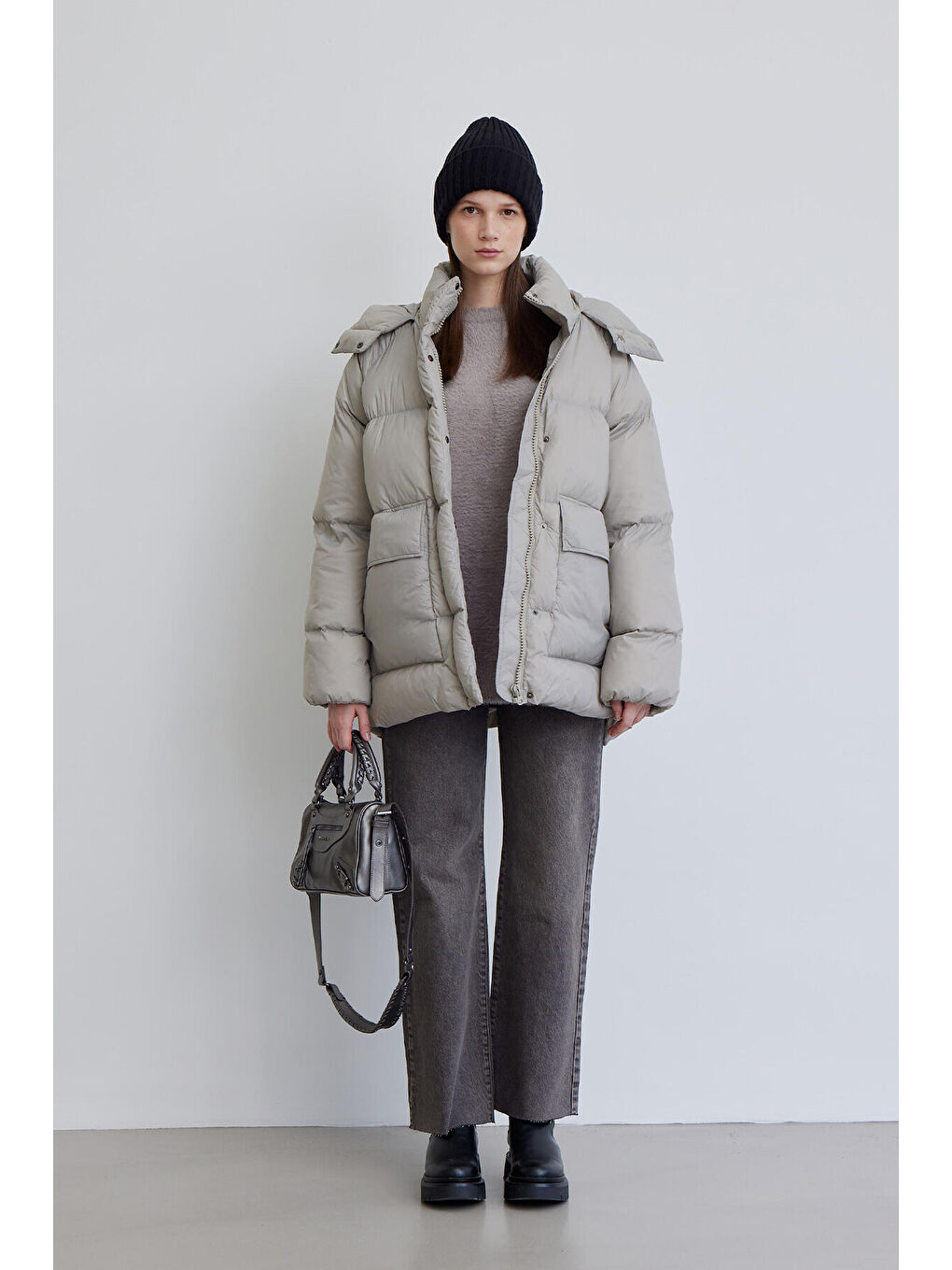 Bej Oversize Cepli Şişme Mont Taoversize Cepli Şişme Mont Taşş-3