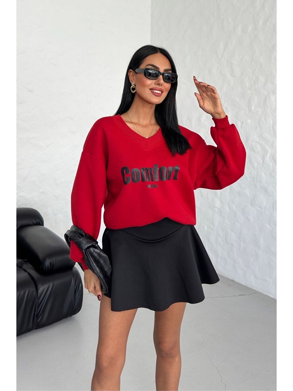 Trendseninle Kadın 3 Iplik Kırmızı Comfort In Paris Baskılı V Yaka Oversize New Sweatshirt