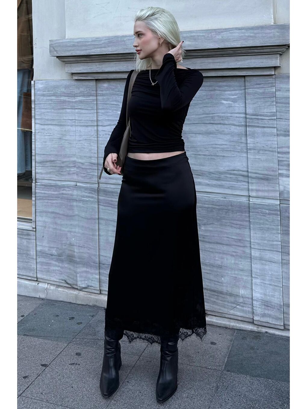 Siyah Saten Dantelli Midi Boy Kadın Etek Mg2538-9