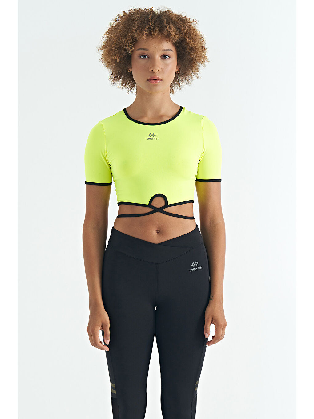Neon Sarı Bel Bağlama Detaylı O Yaka Standart Kalıp Dalgıç Kumaş Kadın Crop Tişört - 97266-2