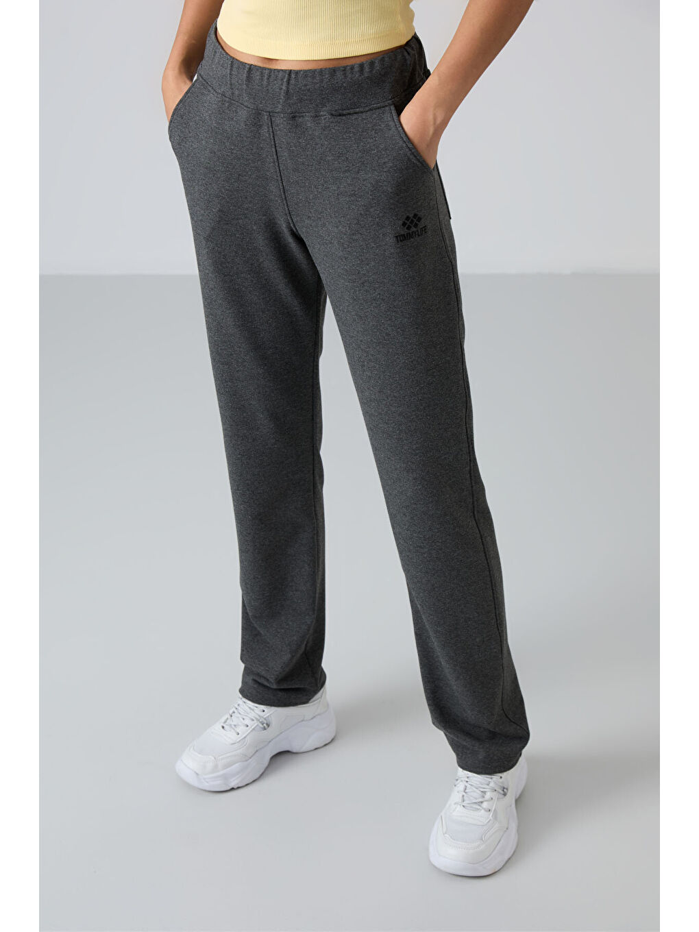 Antrasit Melanj Yüksek Bel Cepli Rahat Form Klasik Paça Kadın Eşofman Alt - 94185-1