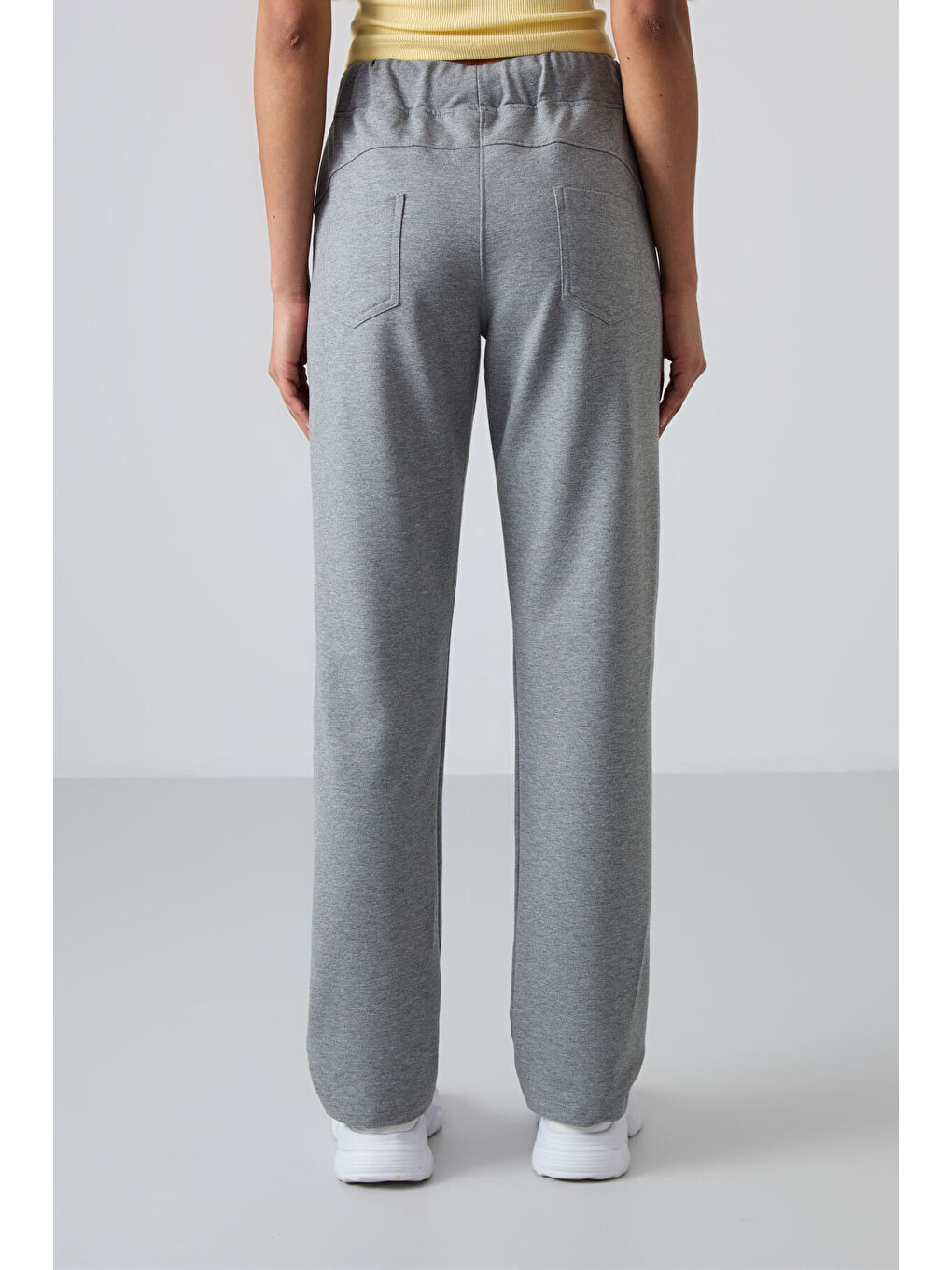 Gri Melanj Yüksek Bel Cepli Rahat Form Klasik Paça Kadın Eşofman Alt - 94185-4