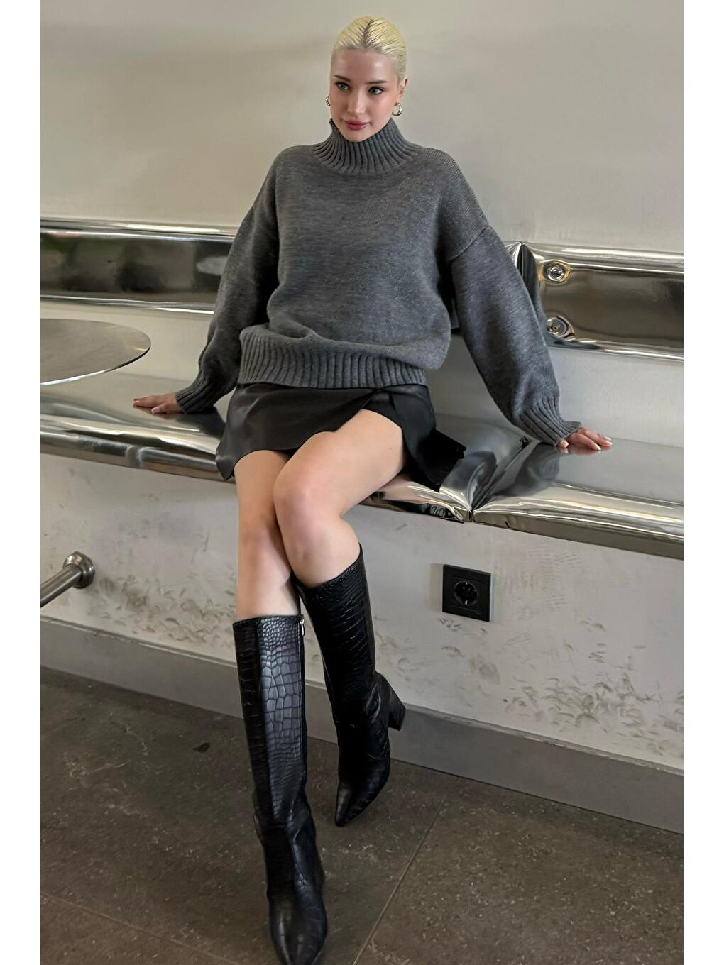 Antrasit Boğazlı Kadın Triko Kazak Mg2535-7