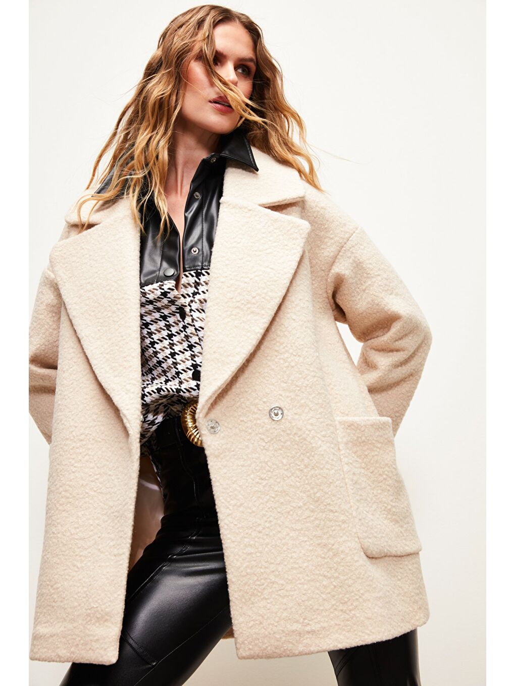 Geniş Cepli Buklet Kaban - Bej-3