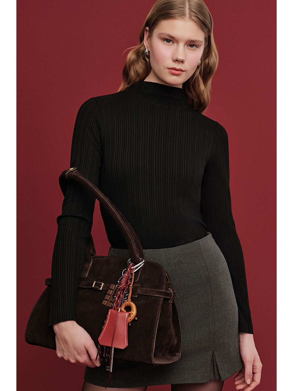 Süet Kemerli Çanta Kahverengi