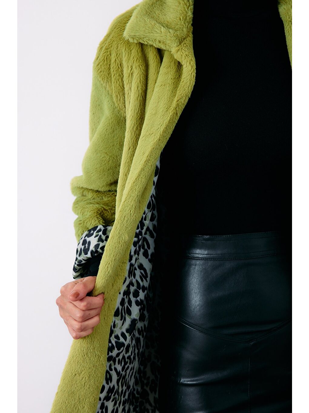 Leopar Astarlı Pelüş Kaban - Yeşil-6