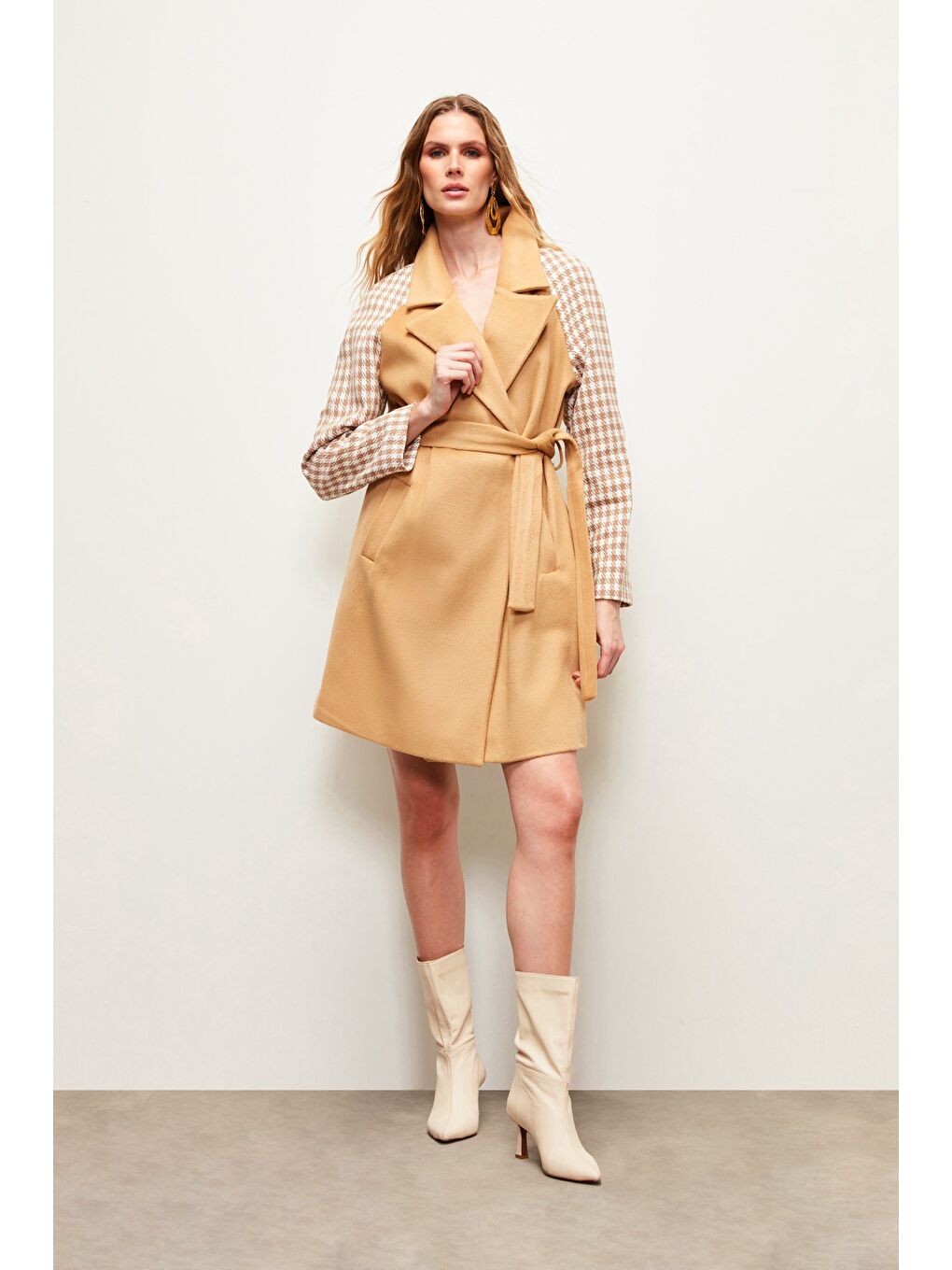 Kahverengi Kazayağı Kuşaklı Kaban - Camel-1