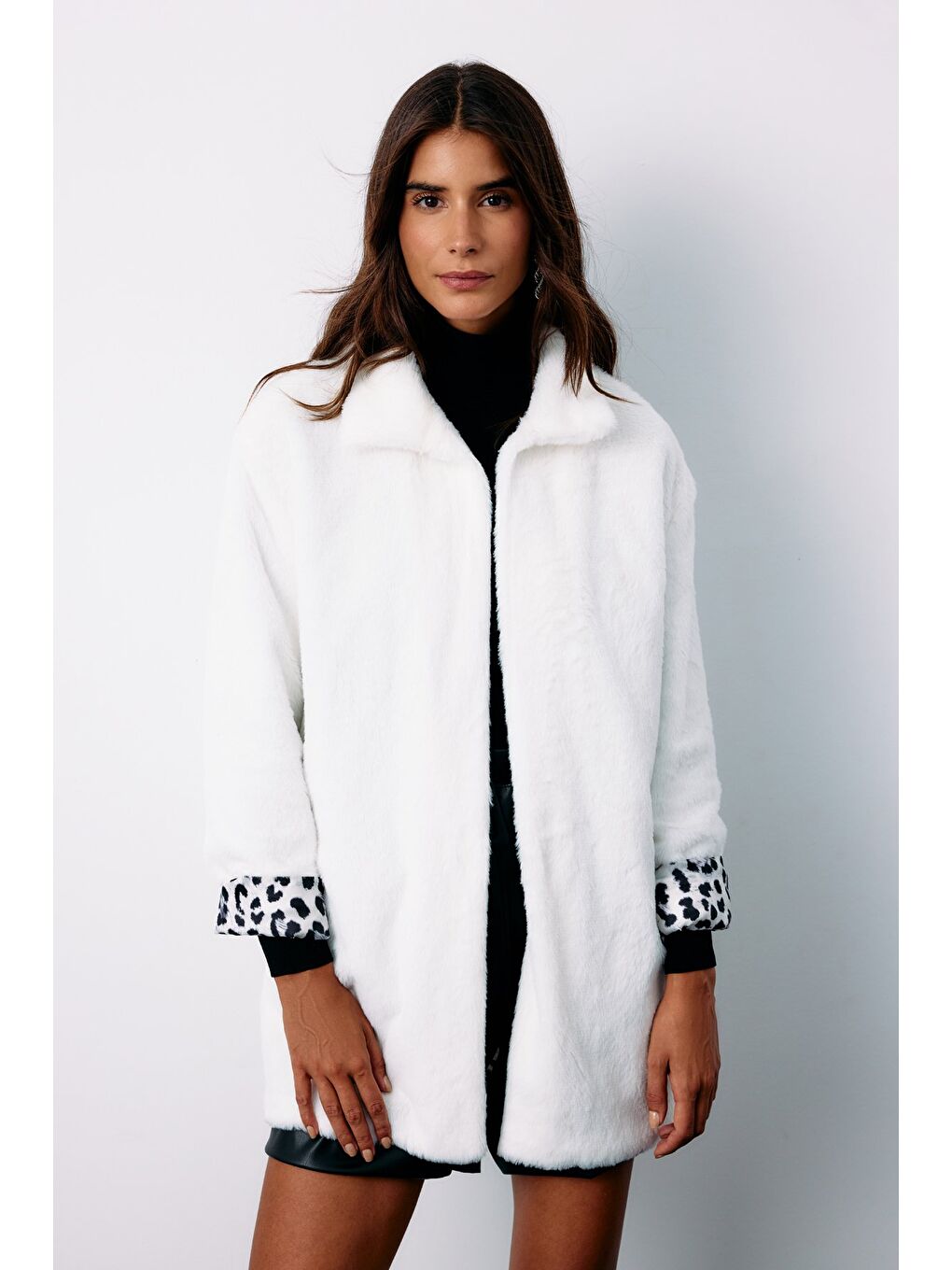 Leopar Astarlı Pelüş Kaban - Ekru-3
