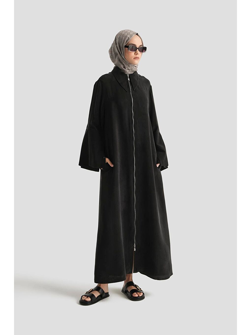 Çift Manşetli Ferace 25Y8306 Siyah
