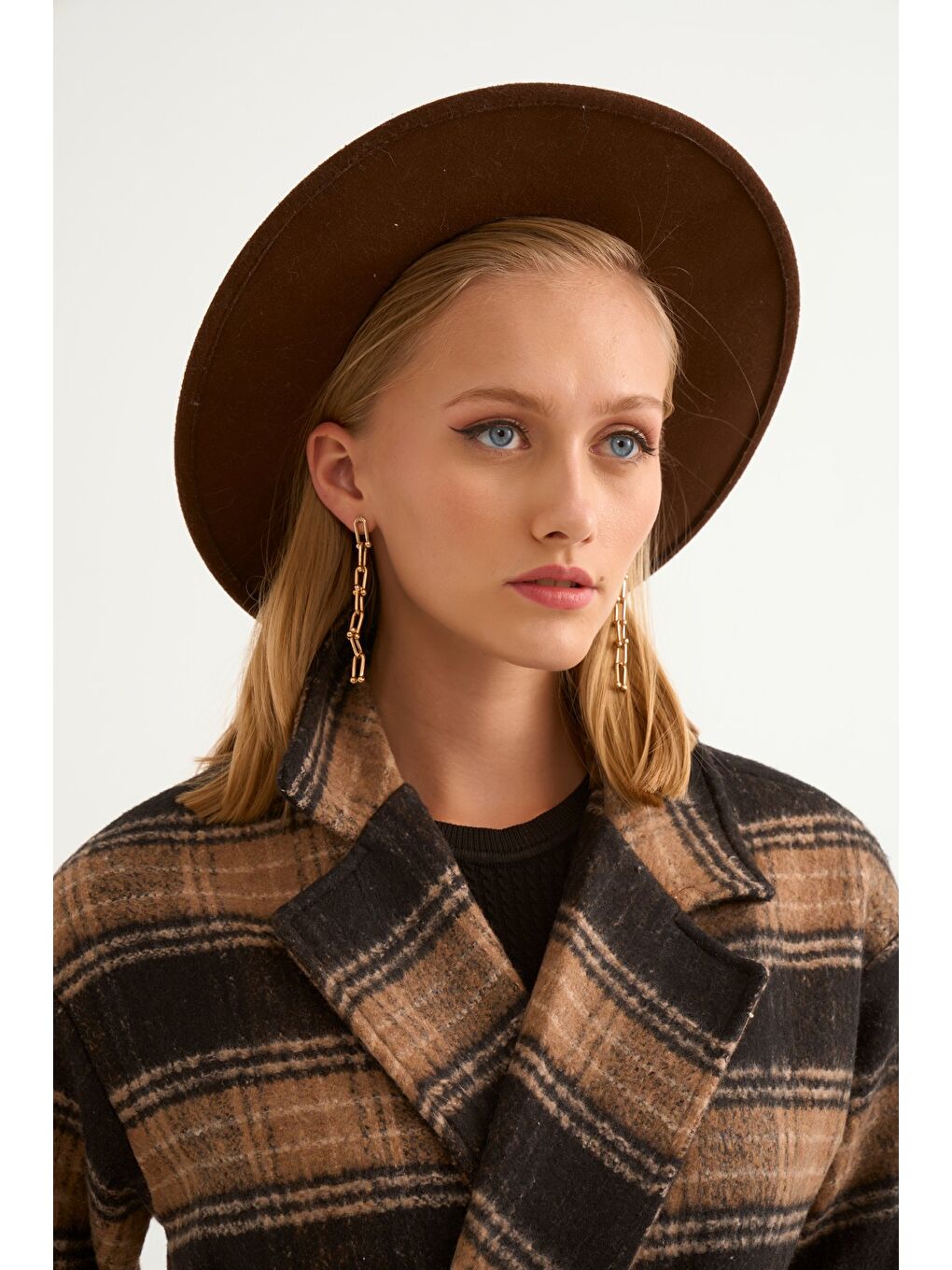 Ekose Desenli Kuşaklı Kaban - Siyah-Camel-5