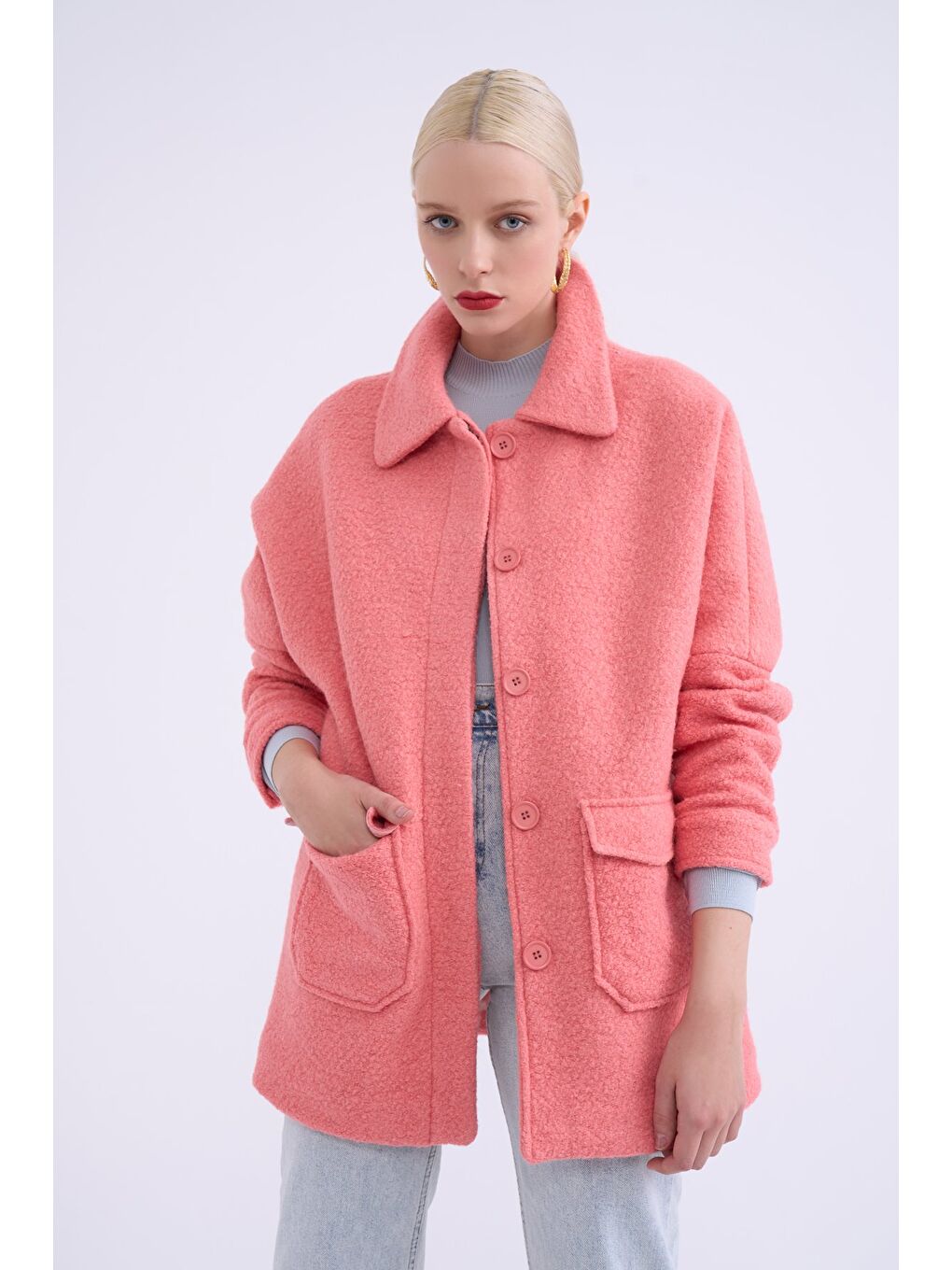 Pembe Cep Detaylı Buklet Kaban - Pudra