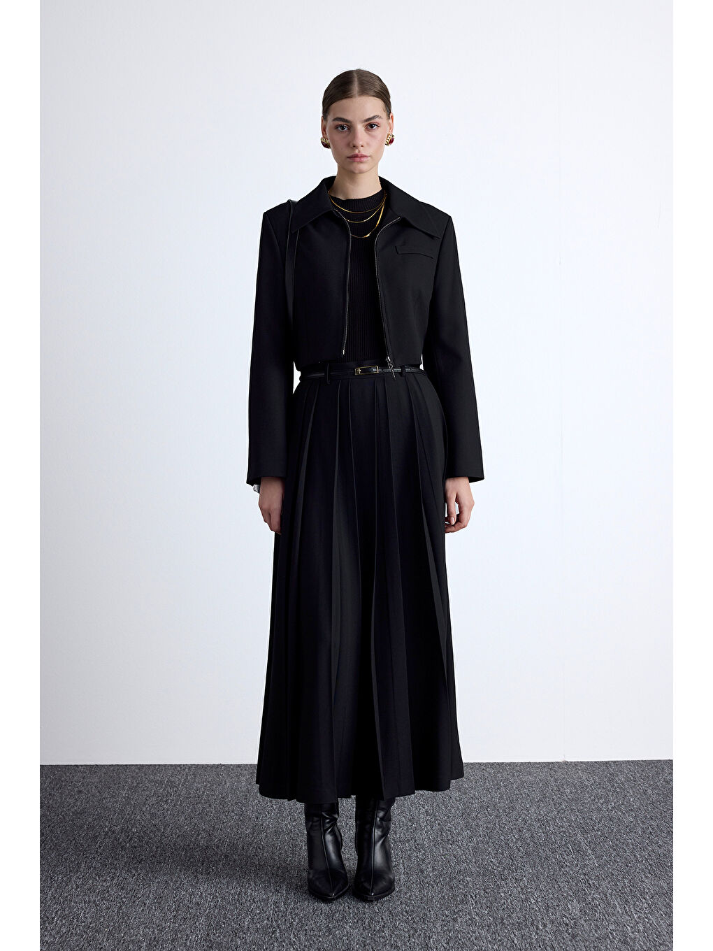 Geniş Pileli Etek Siyah-1