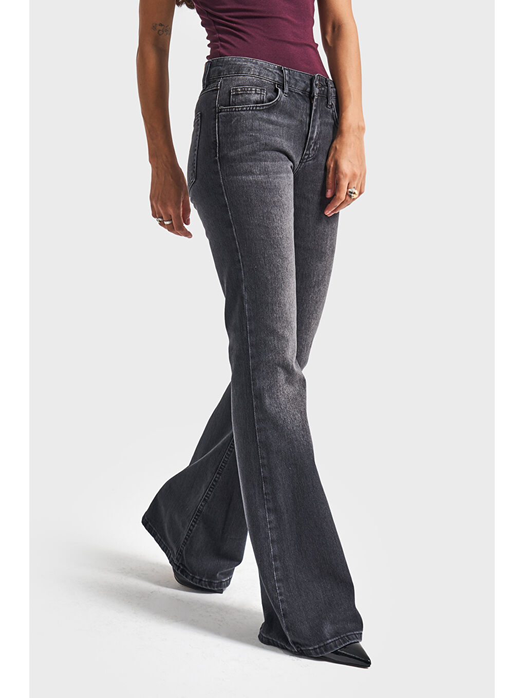 Gri Kadın Füme Renk 2w5-1 Midrise Flare Fit İç Boy 83cm Esnek Kumaş Denim Jean-3