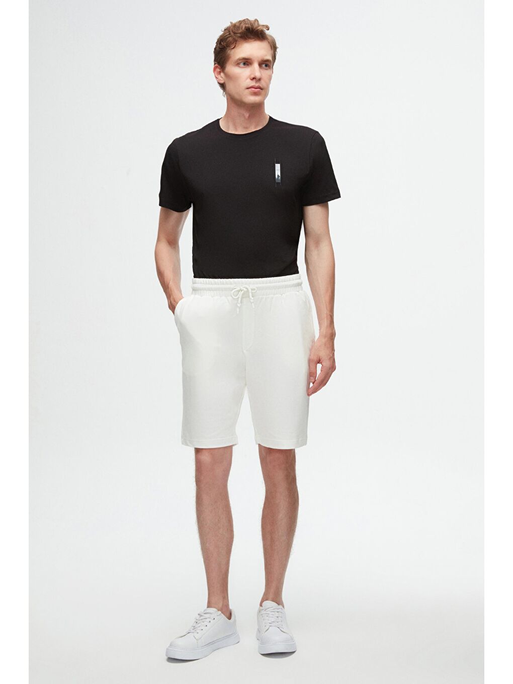 Slim Fit Ekru Beli Lastikli Kordon Detaylı Rahat Pamuklu Örme Şort-2