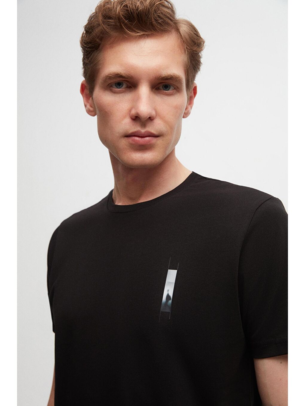 Regular Fit Siyah Baskılı %100 Pamuk Tişört-2