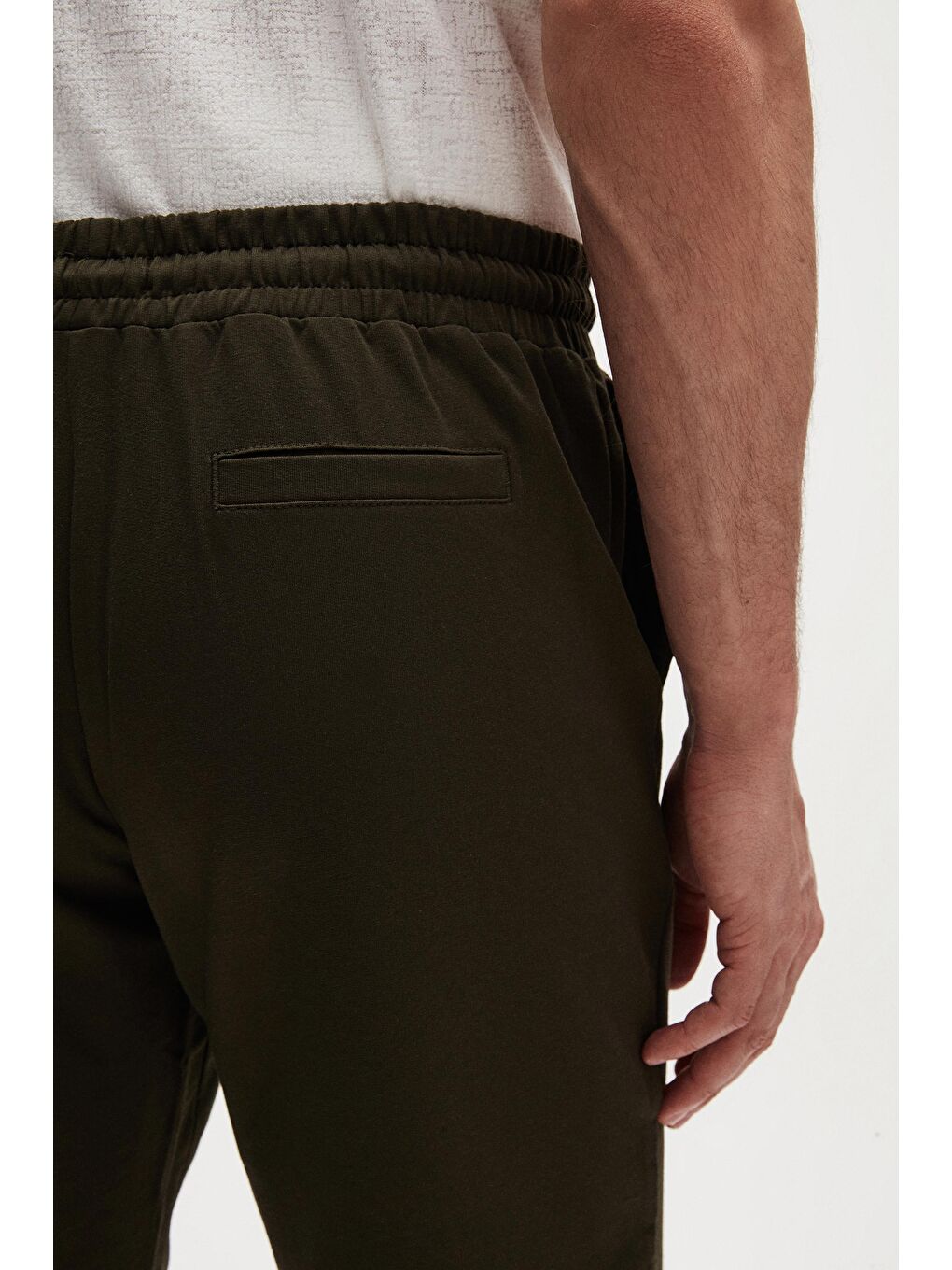 Slim Fit Haki Beli Lastikli Kordon Detaylı Rahat Pamuklu Örme Şort-5