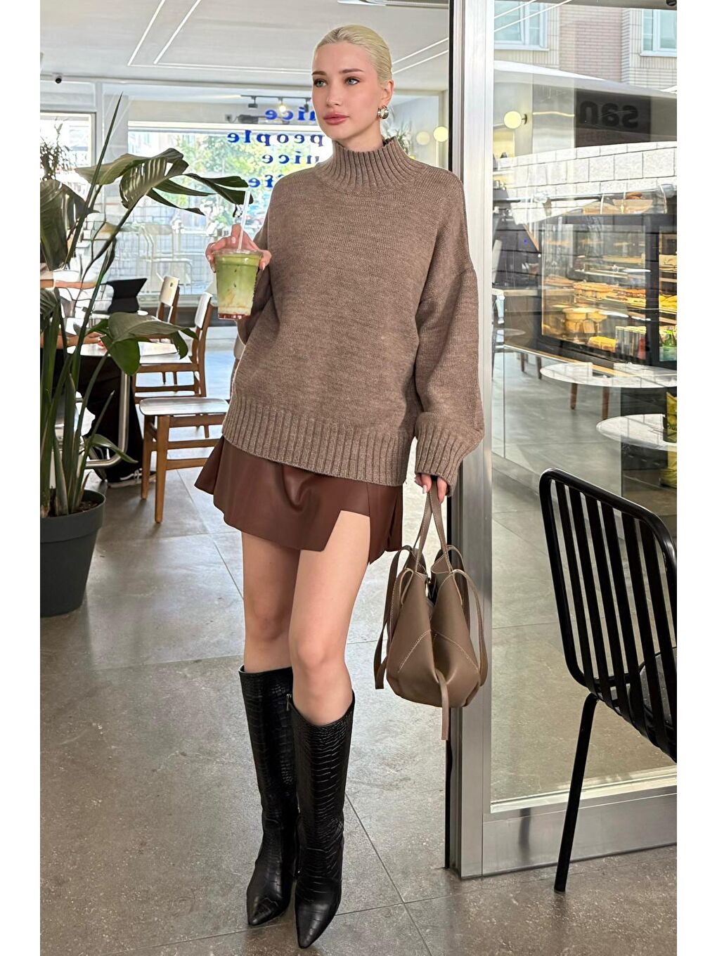 Bej Vizon Boğazlı Kadın Triko Kazak Mg2535-3