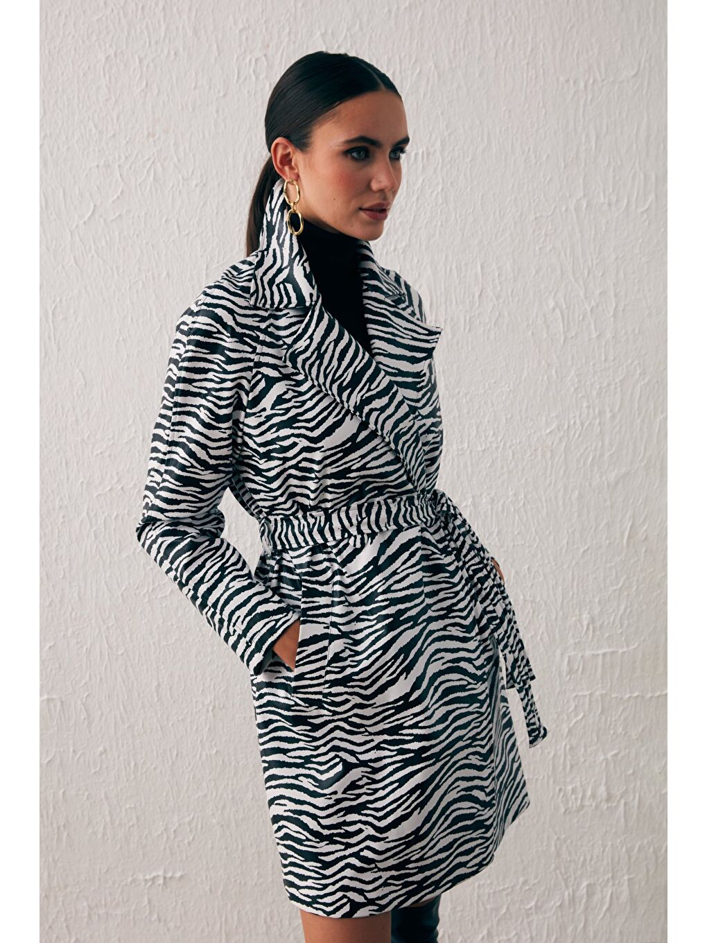 Kuşaklı Deri Trenç - Ekru-2