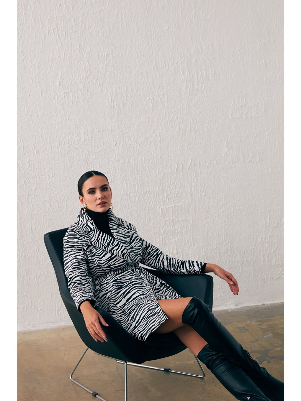 Kuşaklı Deri Trenç - Ekru-3