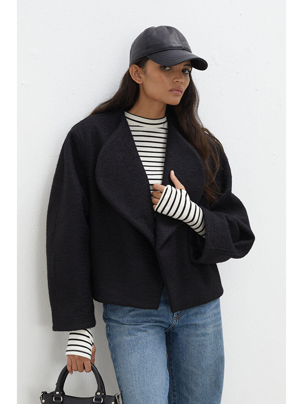 Jacqueline Kısa Kaşe Kaban Siyah-6