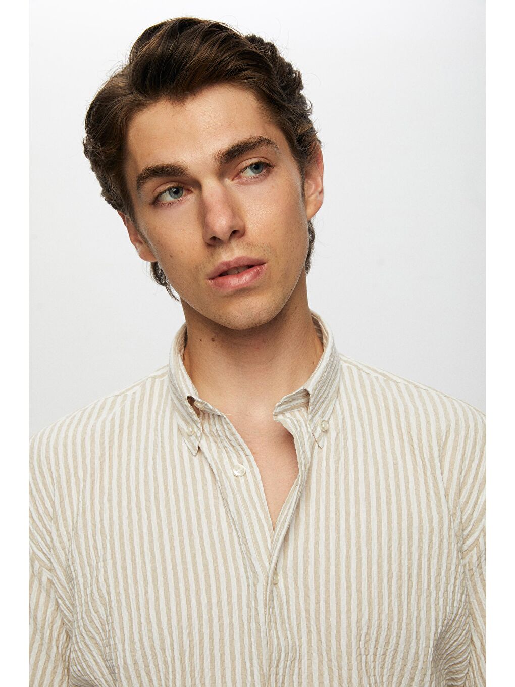 Slim Fit Bej Gofre Kısa Kollu Gömlek-2