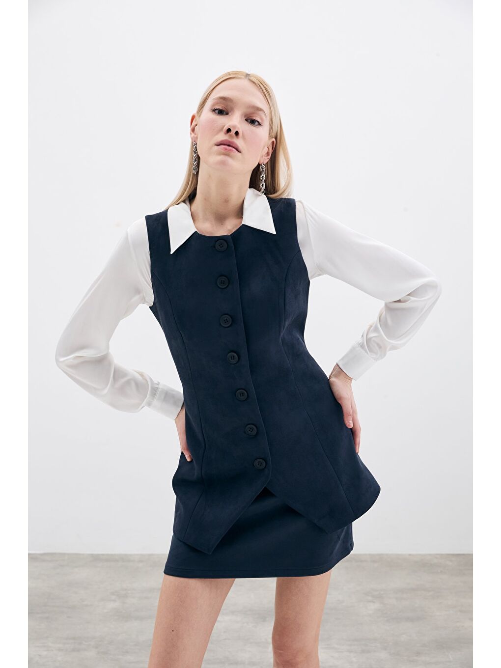 Düğmeli Uzun Süet Yelek - Lacivert-1