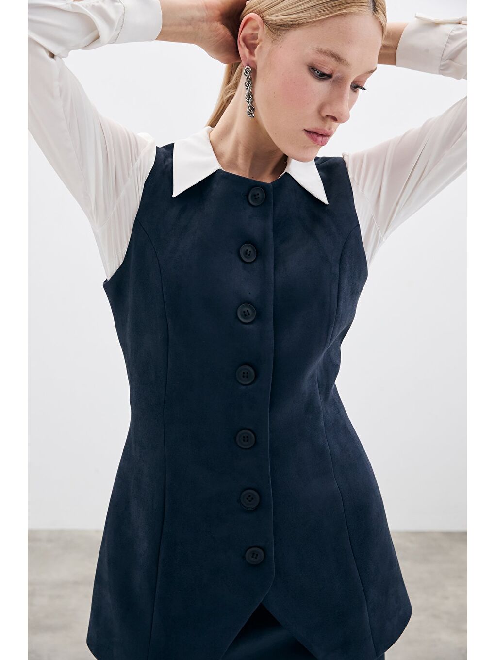 Düğmeli Uzun Süet Yelek - Lacivert-4