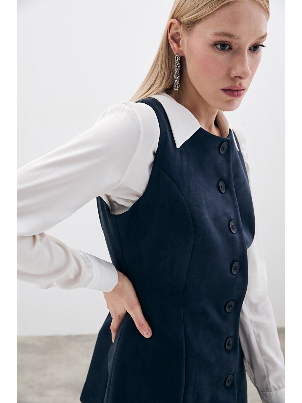 Düğmeli Uzun Süet Yelek - Lacivert-5