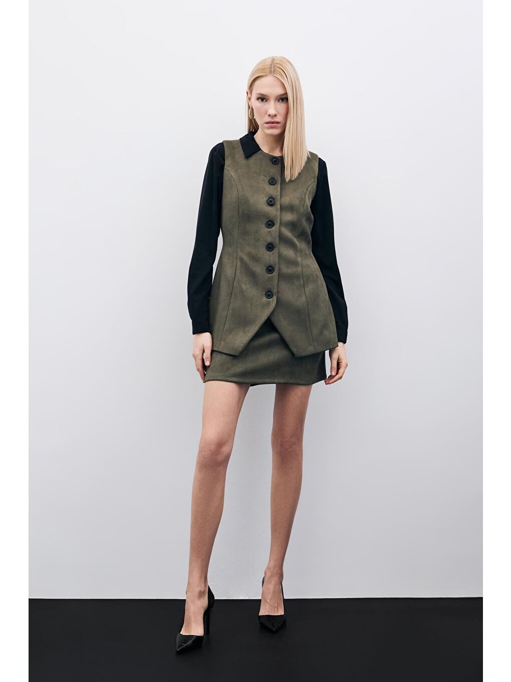 Düğmeli Uzun Süet Yelek - Haki