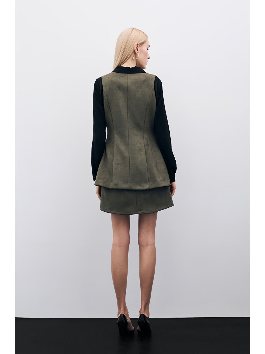 Düğmeli Uzun Süet Yelek - Haki-4