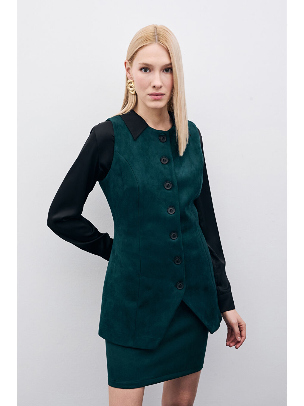 Yeşil Düğmeli Uzun Süet Yelek - Zümrüt-1