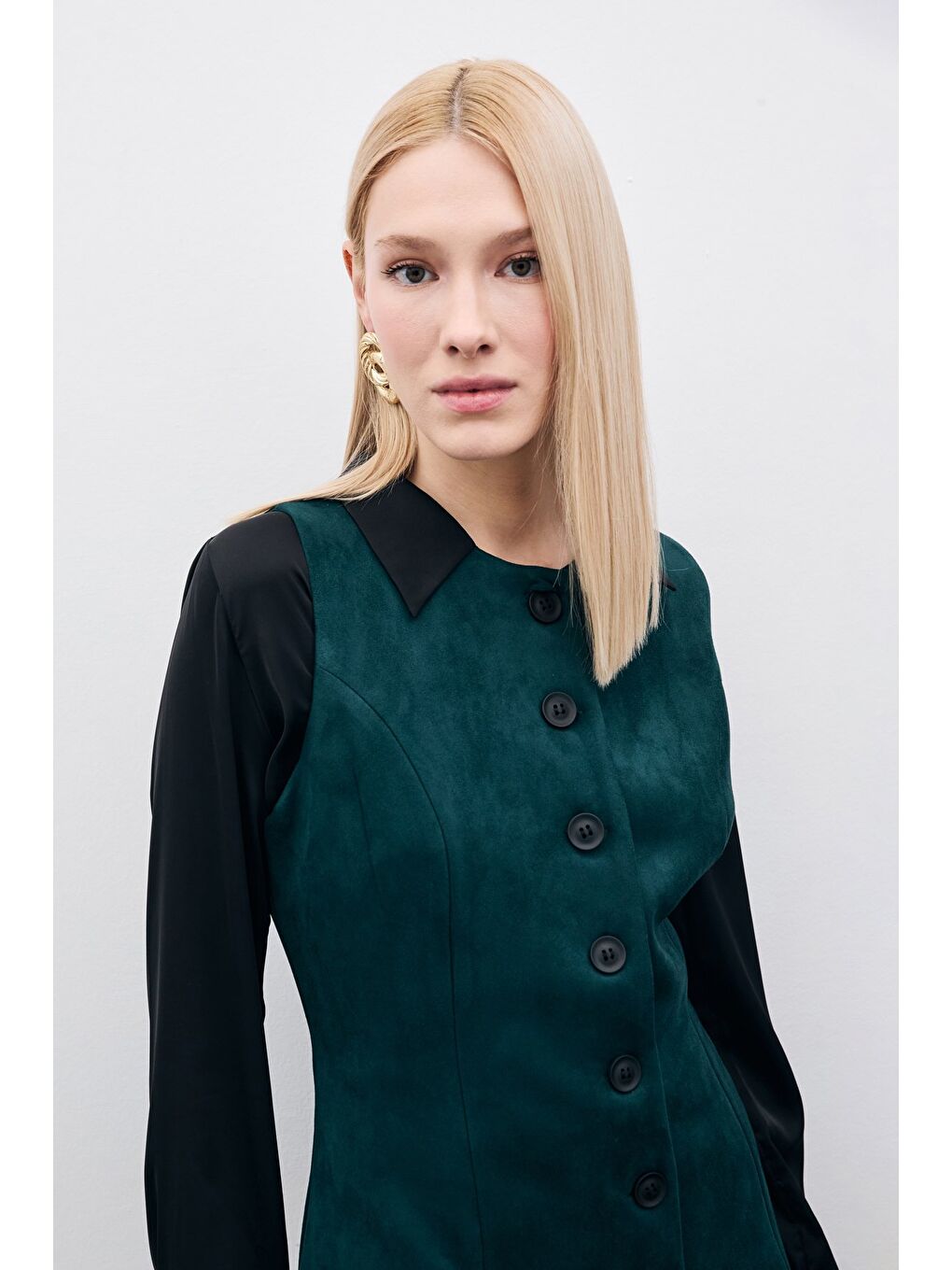 Yeşil Düğmeli Uzun Süet Yelek - Zümrüt-4