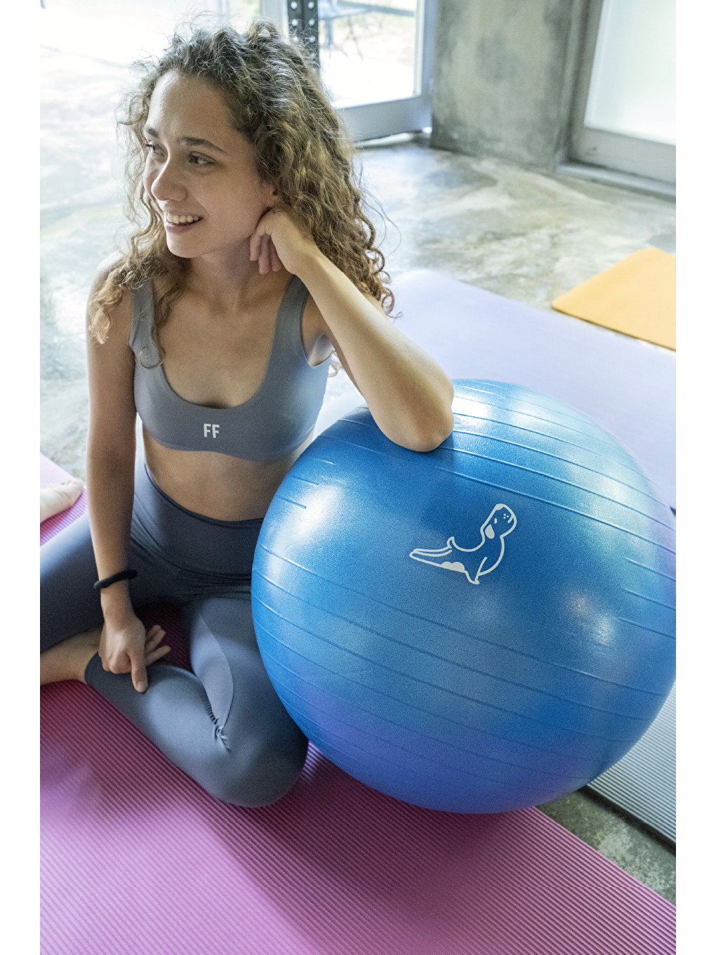 65 cm Mavi Pilates Topu-1