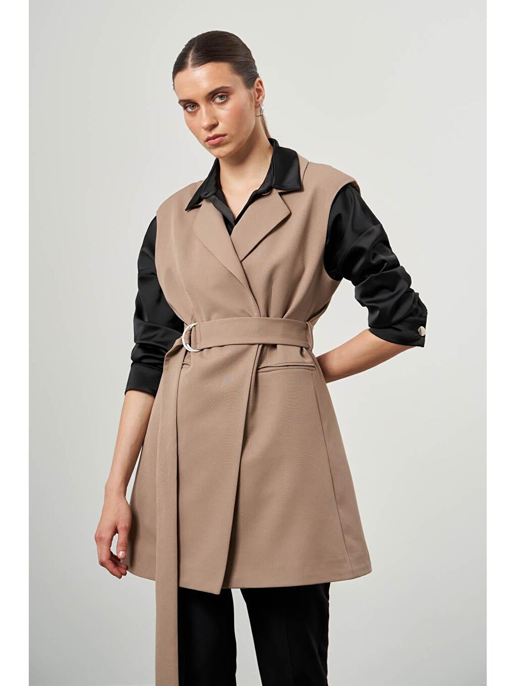 Bej Toka Kemerli Vizon Klasik Yelek-1