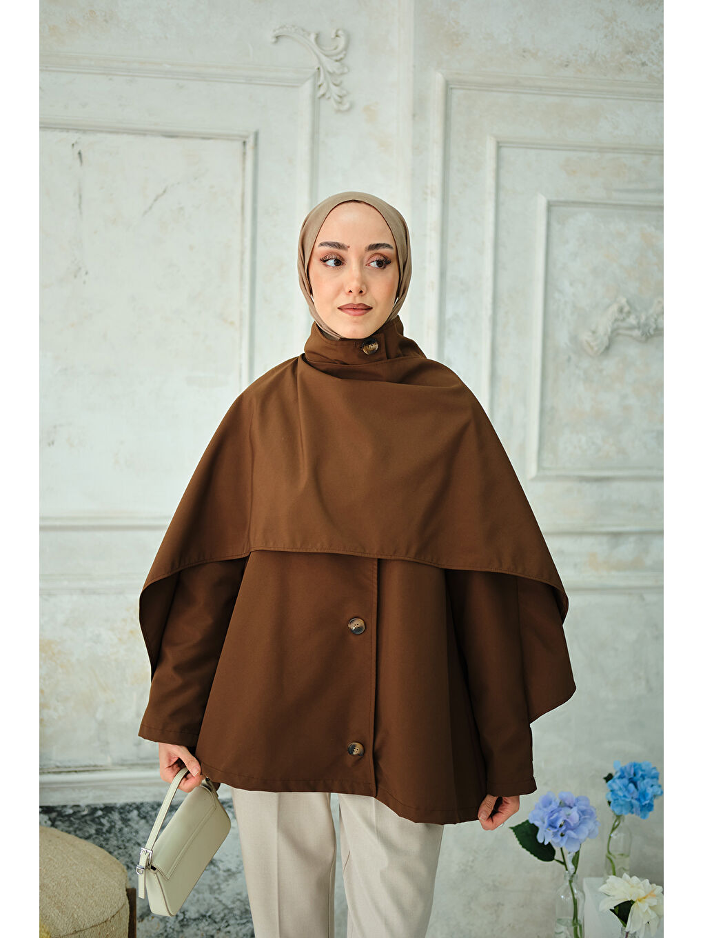 Kadın Şal Detay Kısa Trenç Kahverengi-1
