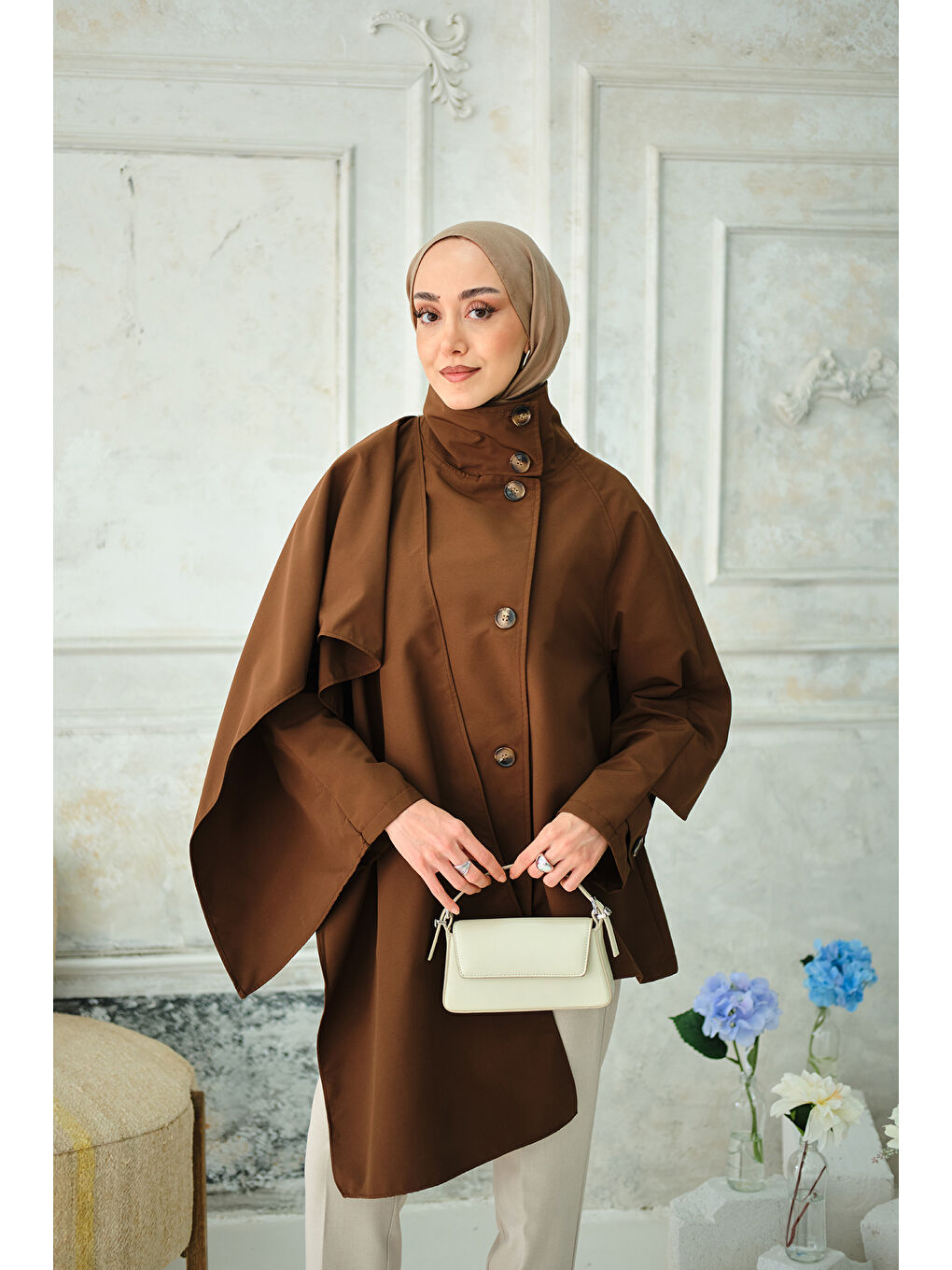 Kadın Şal Detay Kısa Trenç Kahverengi-3